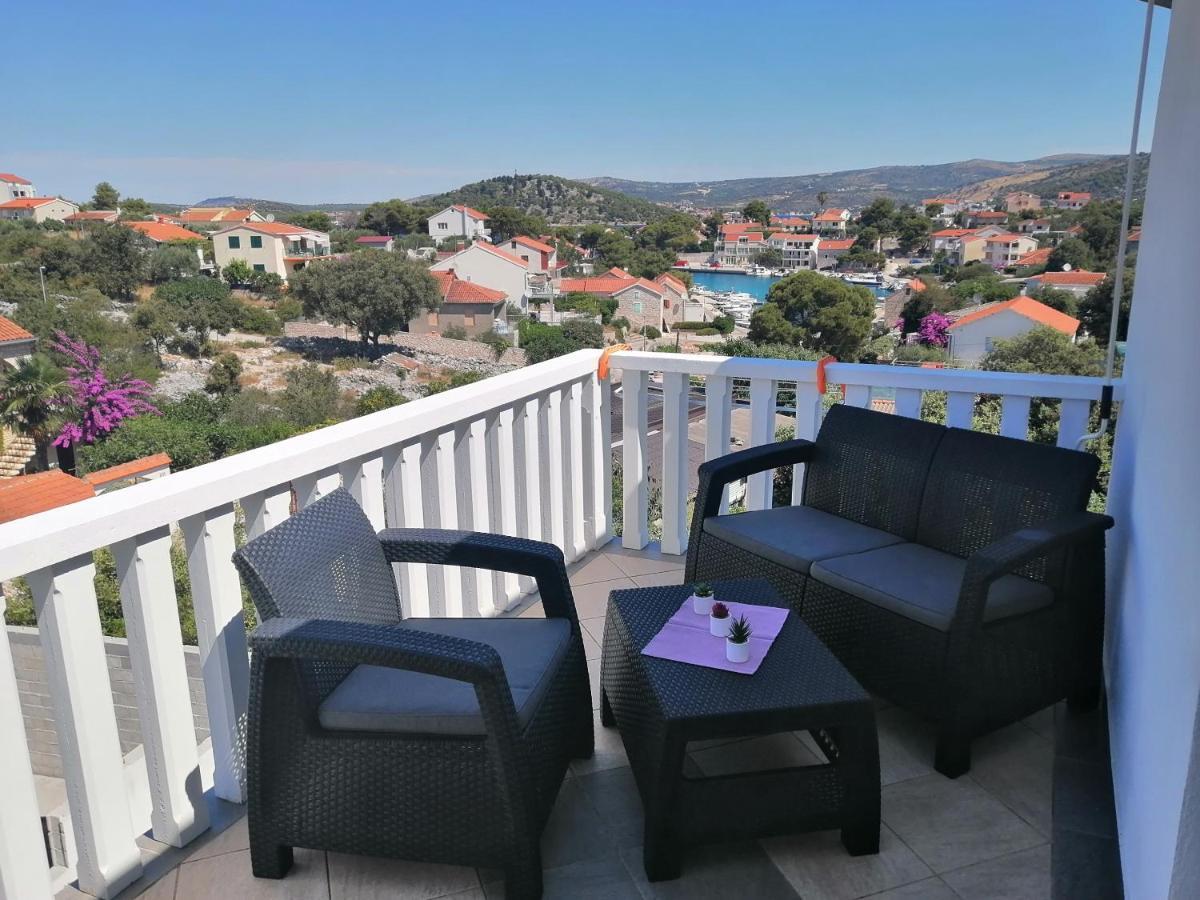 Apartmani Tina Ražanj Exterior foto